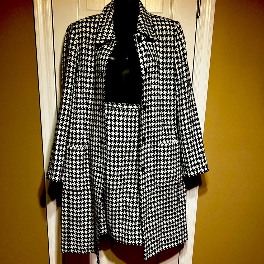 SOLD Early 1990’s Houndstooth suit from Newport News
